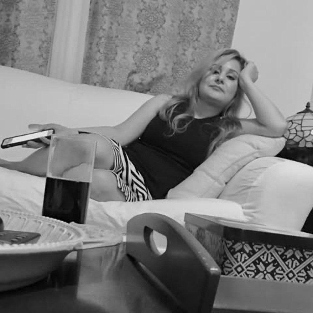 Meet your Posher, Bella